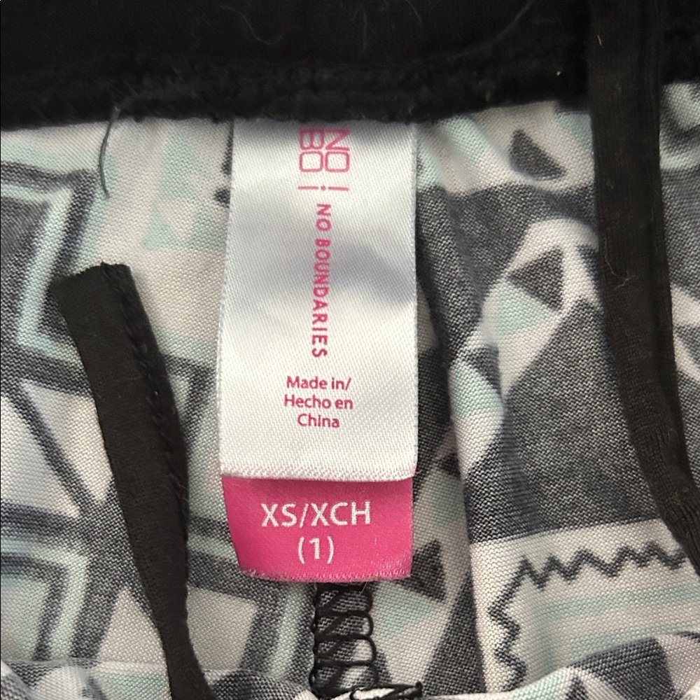No Boundaries Patterned Shorts Bundle- Black, White, Turquoise, Pink - Picture 2 of 2